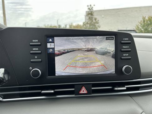 New 2026 Hyundai Elantra SE image 6