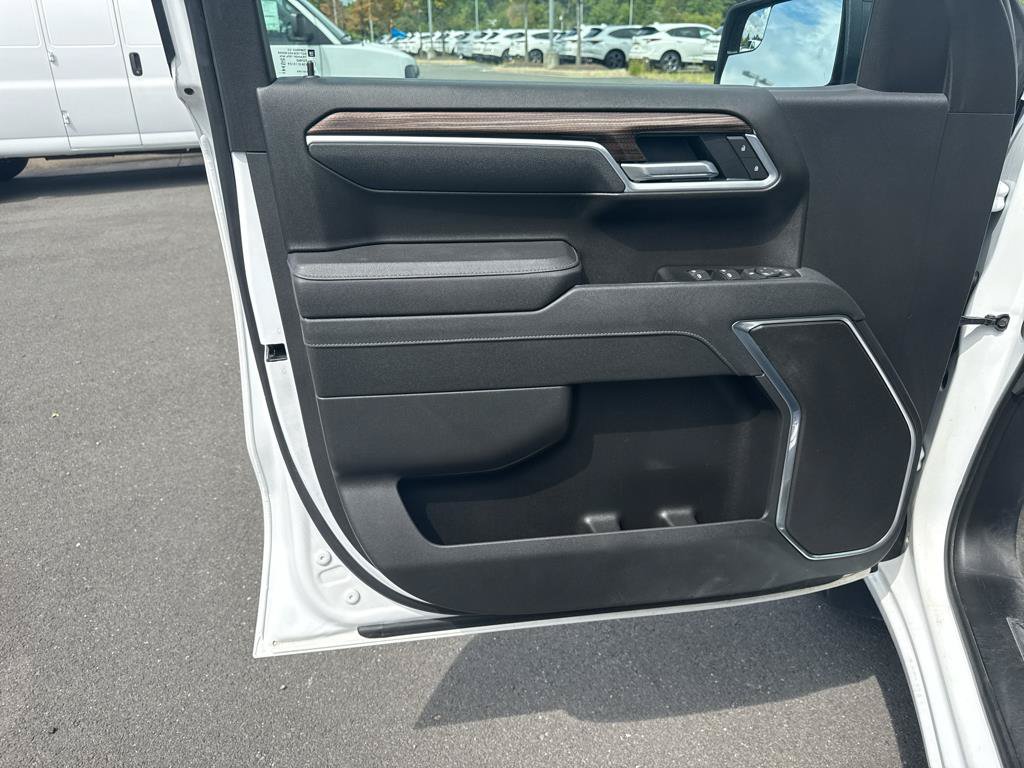 Used 2026 Chevrolet Silverado 1500 RST AWD/4WD image 20