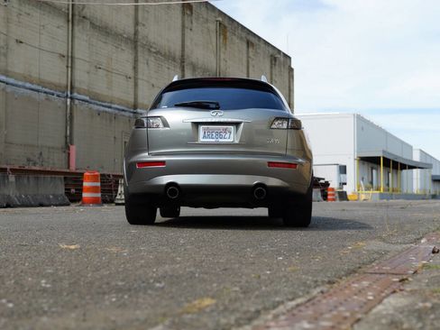 Used 2006 INFINITI FX35 AWD image 16