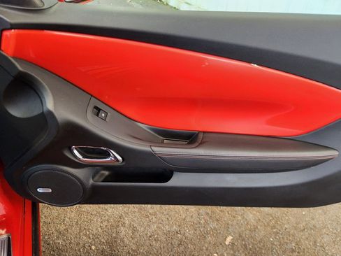 Used 2011 Chevrolet Camaro SS w/ RS Package image 10