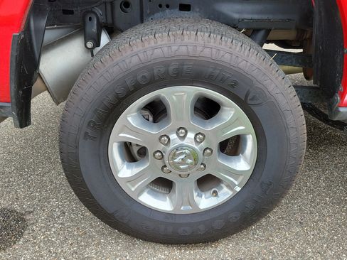 Used 2026 RAM 2500 Big Horn AWD/4WD image 5