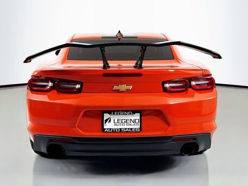 Used 2020 Chevrolet Camaro LT RWD image 5
