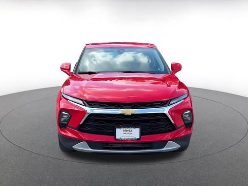 Used 2025 Chevrolet Blazer LT FWD image 4