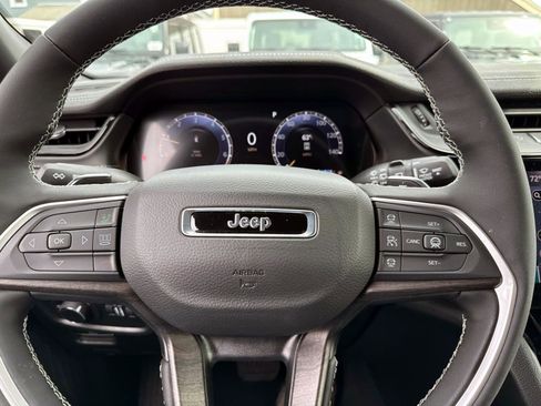 New 2026 Jeep Grand Cherokee L 4WD image 15