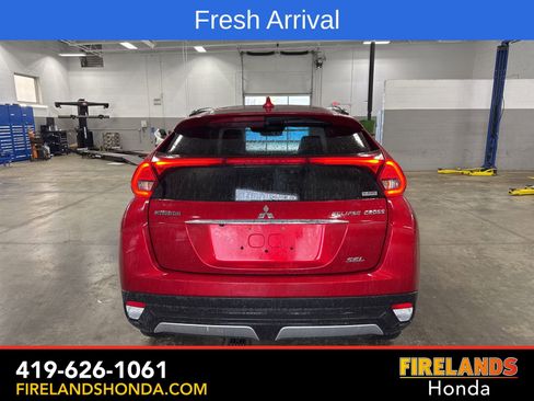 Used 2018 Mitsubishi Eclipse Cross SEL image 4