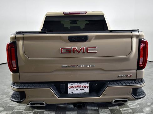Used 2023 GMC Sierra 1500 AT4 image 7