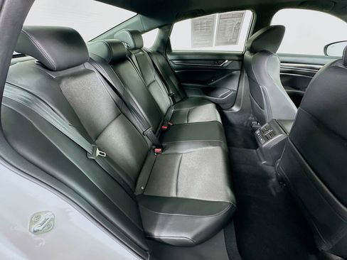 Used 2022 Honda Accord Sport image 35