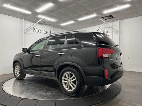 Used 2015 Kia Sorento LX image 5