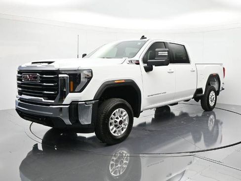 New 2026 GMC Sierra 2500 SLE image 1
