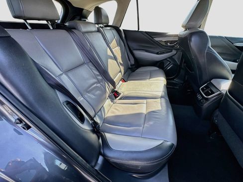 Used 2022 Subaru Outback Limited AWD/4WD image 35
