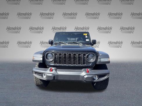 Used 2024 Jeep Gladiator Rubicon w/ Convenience Group image 3