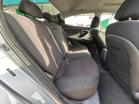 Used 2016 Hyundai Elantra Value Edition FWD image 17