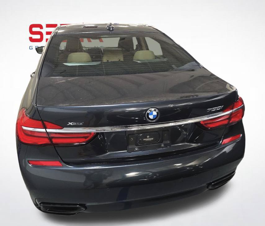 Used 2018 BMW 750i xDrive AWD/4WD image 5