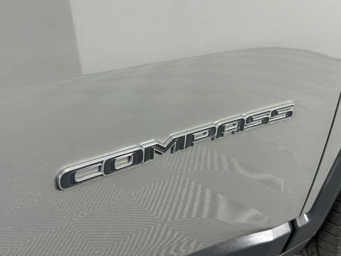 Used 2020 Jeep Compass Limited AWD/4WD image 28