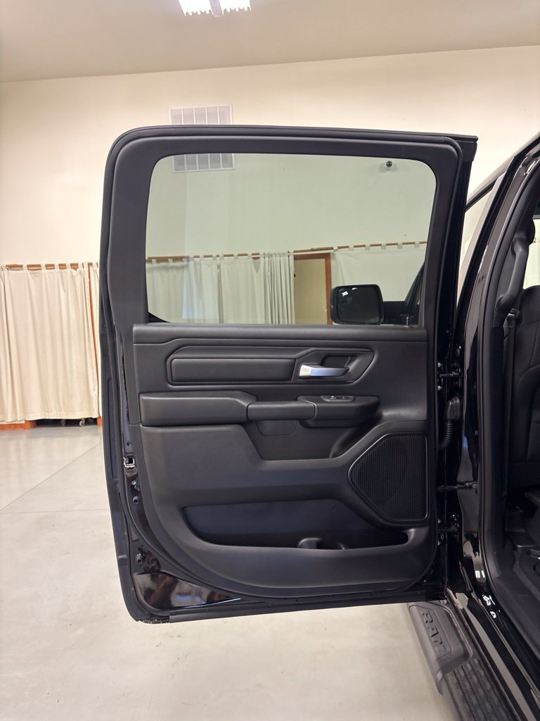 New 2027 RAM 1500 Express AWD/4WD image 22
