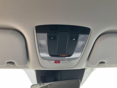 Certified 2025 Kia Sorento S image 20