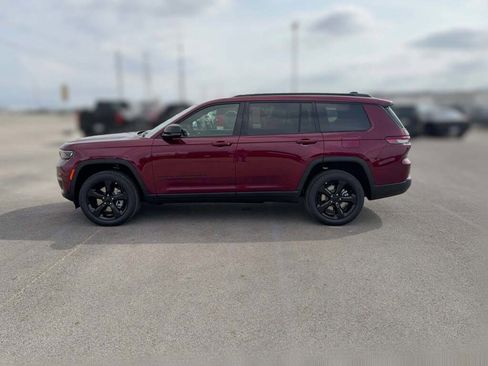 New 2025 Jeep Grand Cherokee L Limited w/ Black Appearance Package image 6
