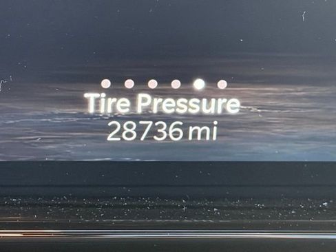 Used 2023 Jeep Grand Wagoneer L Series III w/ Rear Seat Video Group 1 image 19