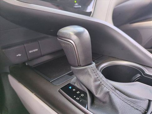 Certified 2023 Toyota Camry SE FWD image 12