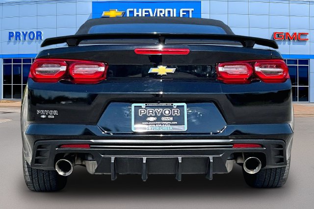 Used 2022 Chevrolet Camaro LT RWD image 6