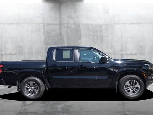 Certified 2025 Nissan Frontier SV w/ SV Convenience Package RWD image 5