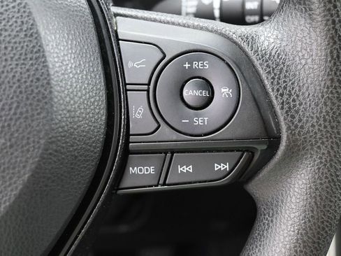 Used 2020 Toyota RAV4 XLE w/ All Weather Liner Package AWD/4WD image 20