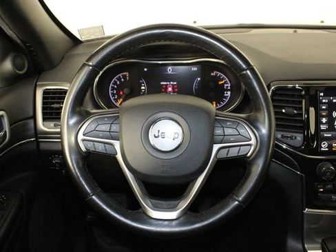 Used 2022 Jeep Grand Cherokee Limited image 25