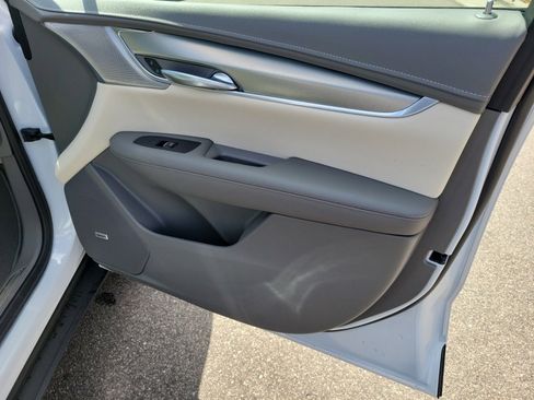 Certified 2025 Cadillac XT5 Premium Luxury w/ Technology Package image 31