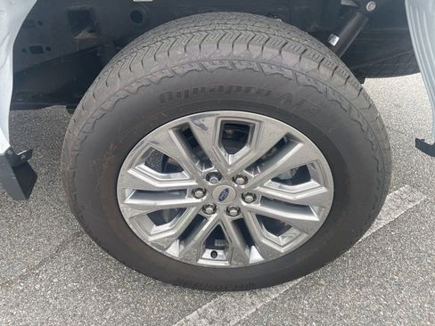 Used 2024 Ford F150 Lariat w/ Equipment Group 502A High image 8