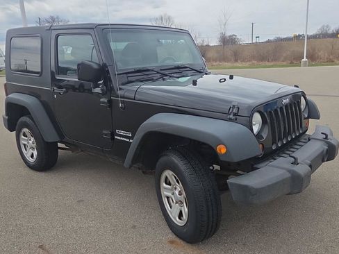 Used 2012 Jeep Wrangler Sport AWD/4WD image 8