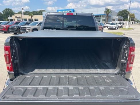 Used 2022 RAM 1500 Limited image 7