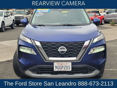 Used 2023 Nissan Rogue SV image 5