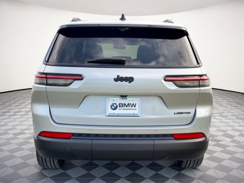 Used 2025 Jeep Grand Cherokee L Limited w/ Luxury Tech Group II RWD image 11