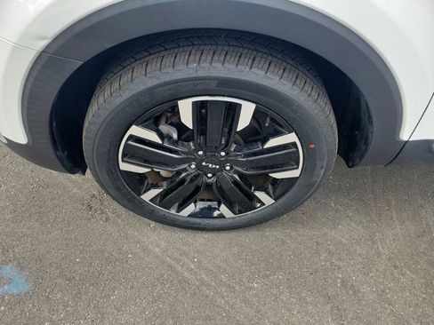 Used 2024 Kia Telluride SX Prestige AWD/4WD image 6