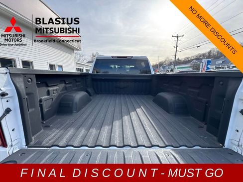 Used 2022 Chevrolet Silverado 1500 LT Trail Boss w/ Bed Protection Package image 26