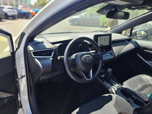 Used 2023 Toyota Corolla SE w/ SE Package FWD image 23