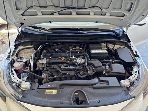Used 2025 Toyota Corolla LE FWD image 30