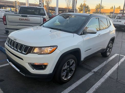 Used 2019 Jeep Compass Limited image 3