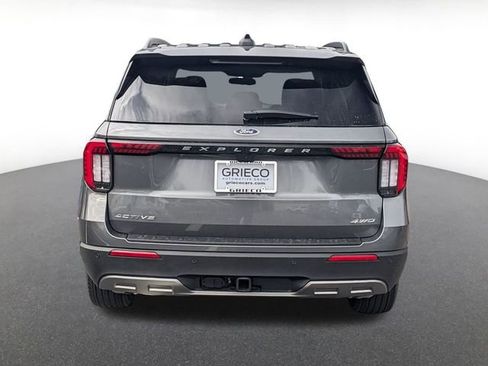New 2026 Ford Explorer Active w/ Active Comfort Package image 4