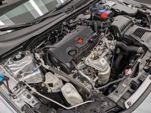 Used 2023 Honda Civic Sport image 30