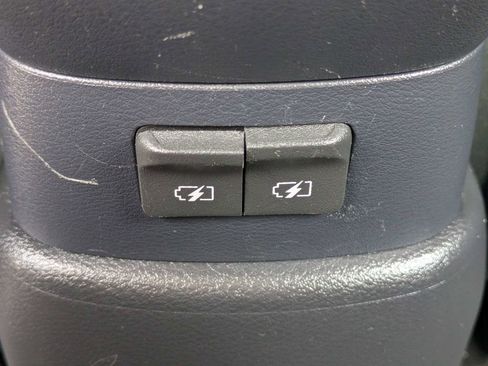 Used 2020 Nissan Kicks SR w/ SR Premium Package FWD image 14
