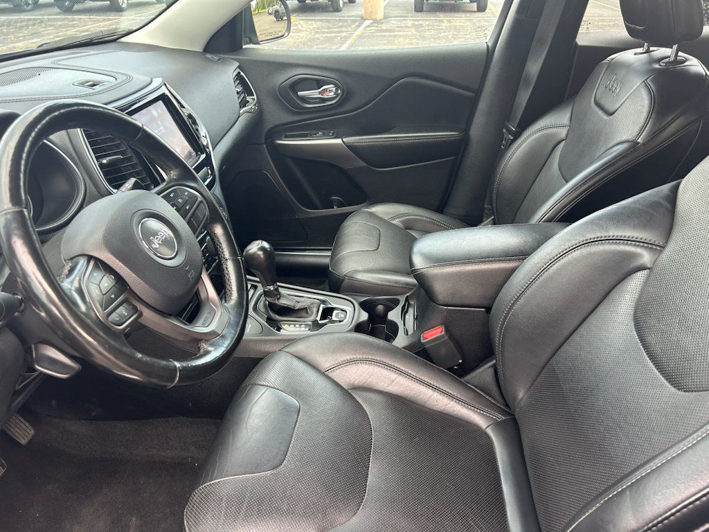 Used 2020 Jeep Cherokee Limited AWD/4WD image 9
