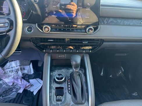 Certified 2023 Chevrolet Colorado ZR2 w/ ZR2 Convenience Package III image 14