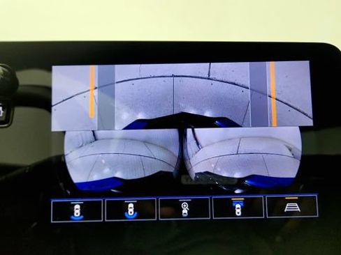 Used 2023 Chevrolet Corvette Stingray Premium Cpe w/ Z51 Performance Package RWD image 59