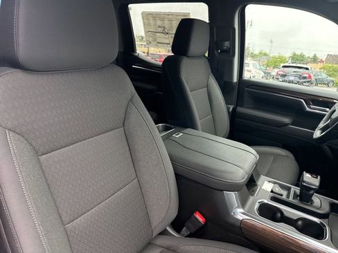 New 2026 Chevrolet Silverado 1500 RST w/ Dark Appearance Package image 28