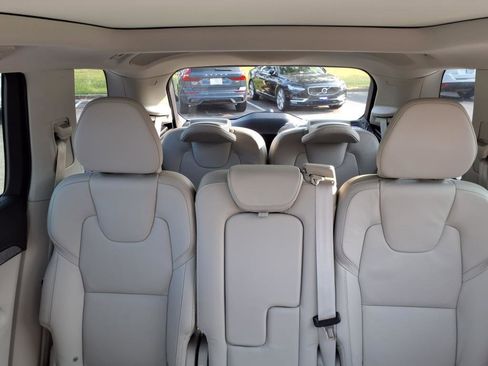 Used 2025 Volvo XC90 T8 Ultra w/ Protection Package Premier image 19