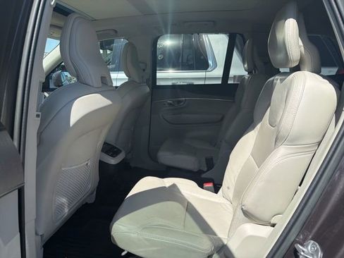 Used 2023 Volvo XC90 B6 Ultimate w/ Protection Package Premier AWD/4WD image 15