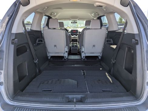 Used 2018 Honda Odyssey LX image 29