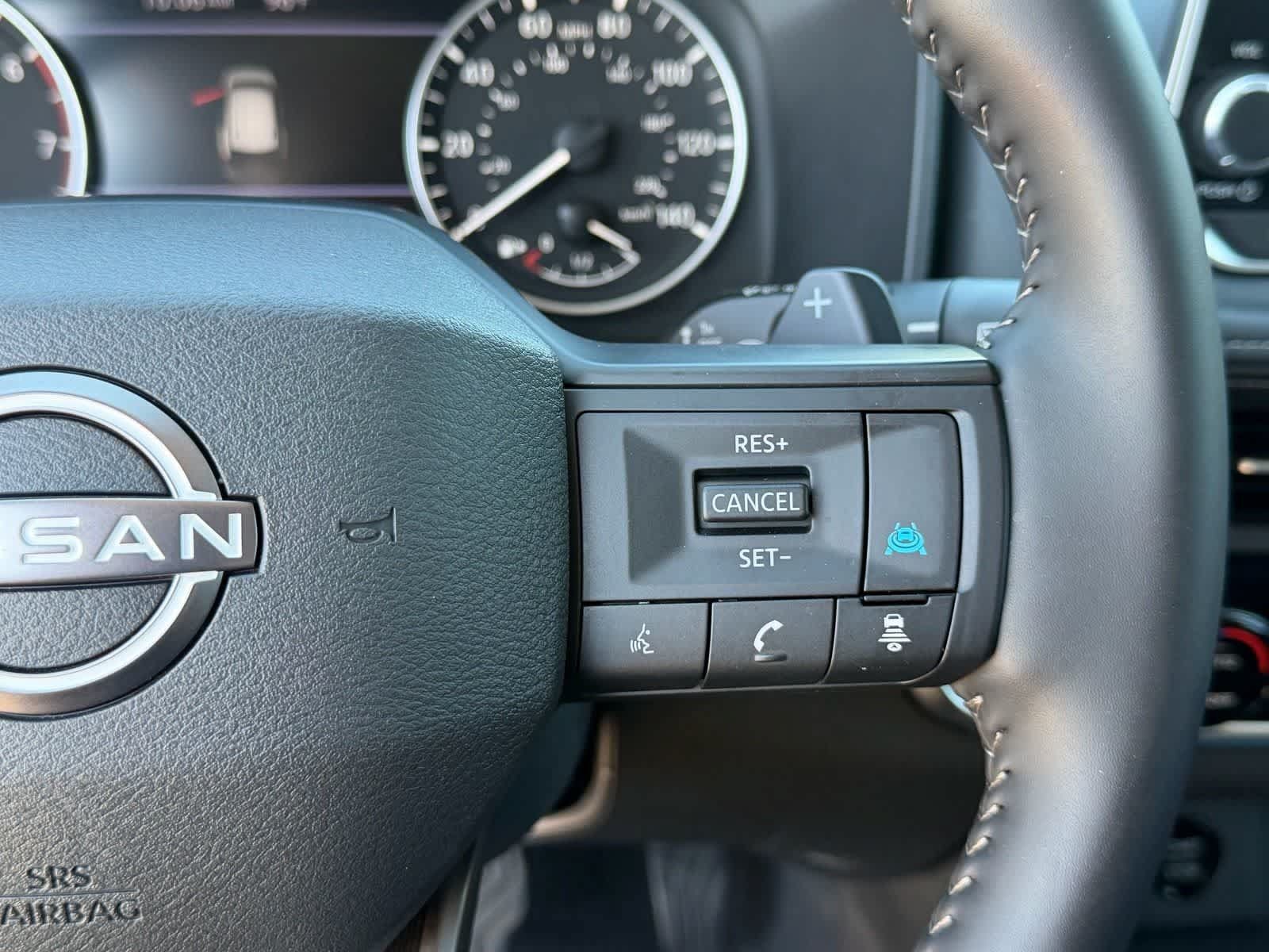 Used 2026 Nissan Rogue SV FWD image 34