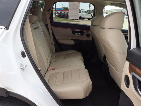 Used 2021 Honda CR-V Touring image 11